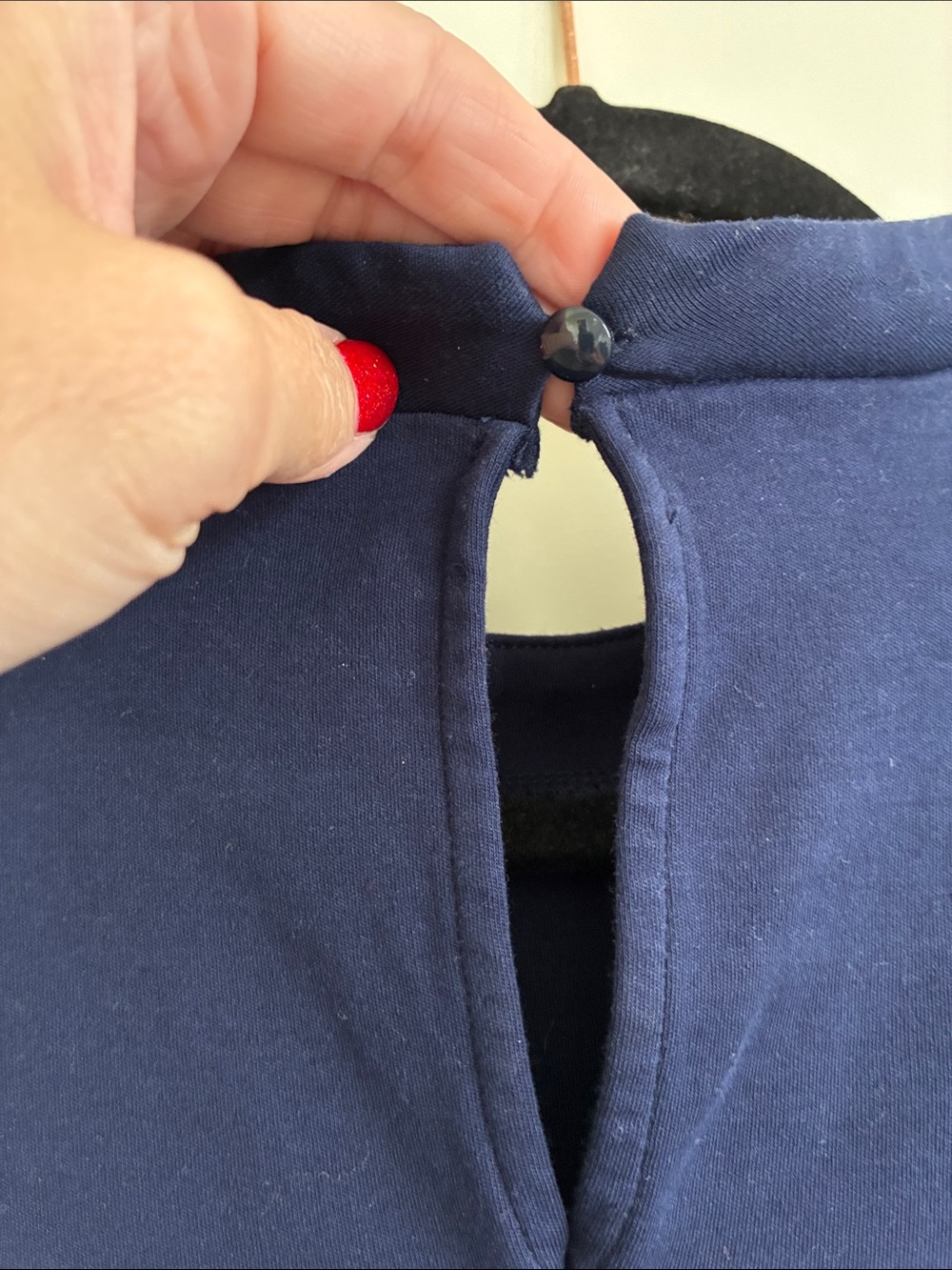 New York & Company Navy Tie-Back Top - Picture 4 of 8